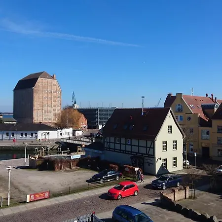 Am Sund Штральзунд